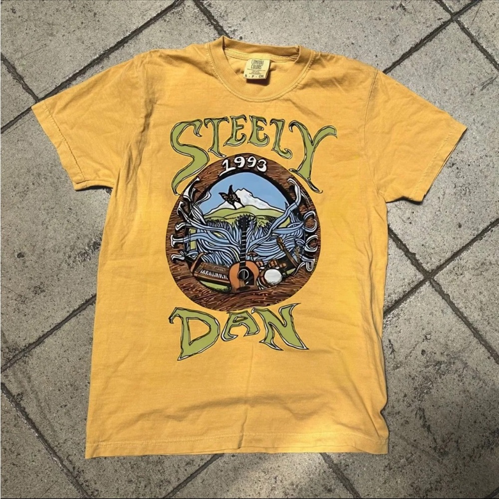 Steely Dan graphic tee small